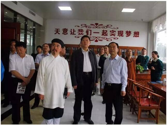 山東省政協(xié)常委、民宗委主任孫傳宏蒞臨天意考察參觀